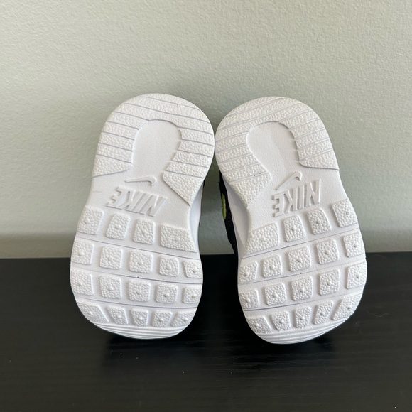 NIKE KAISHI TDV Shoe Black Toddlers Size 3C - Picture 4 of 5